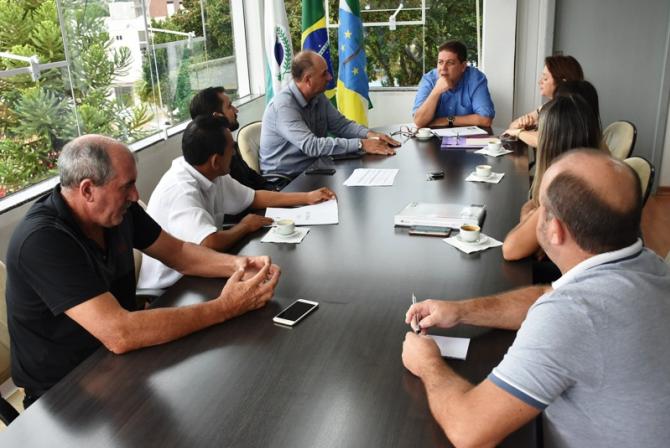 Vereadores mediam recursos para o SOS e Clube de Mães do Bancários